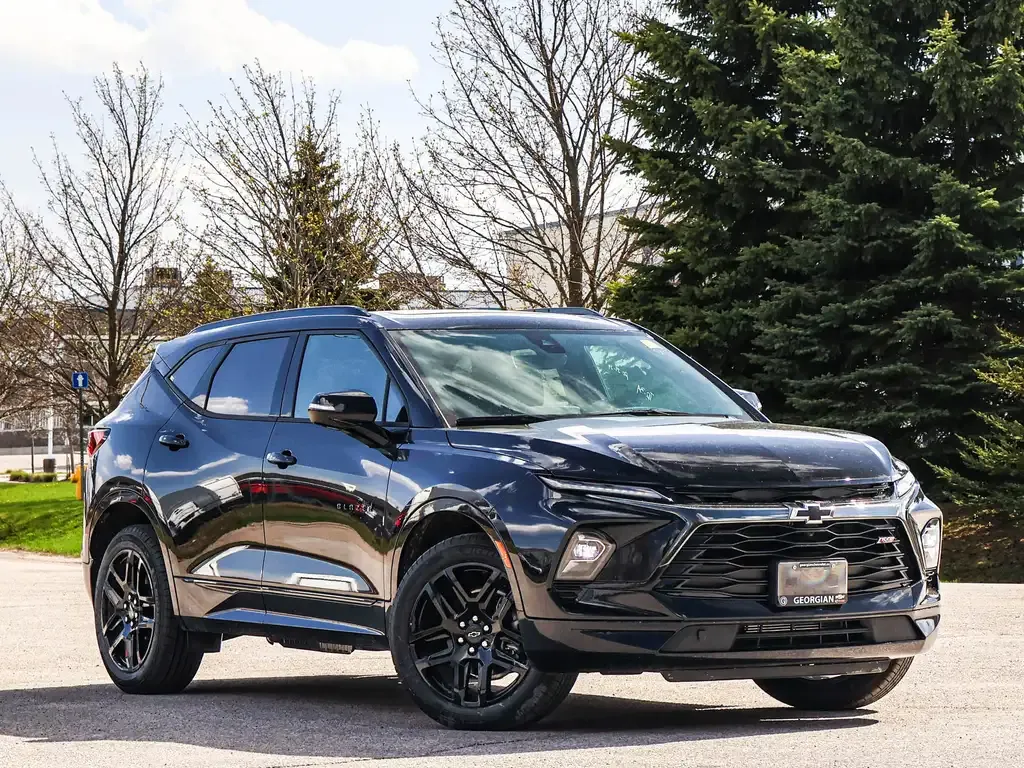 Chevrolet Blazer 2026 photo 2
