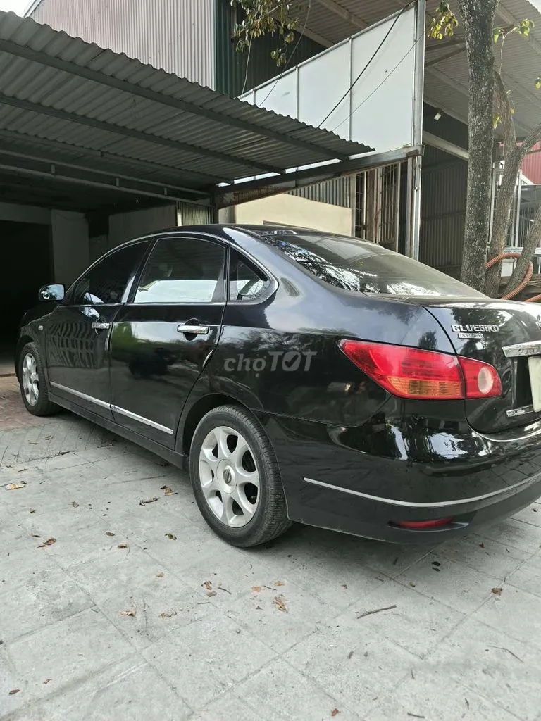 Nissan Bluebird