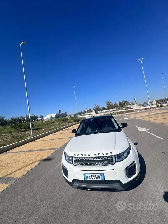 Land Rover Range Rover Evoque 2017 photo 2