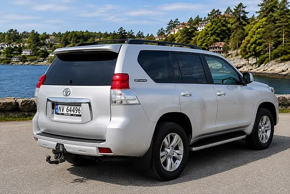 Toyota Land Cruiser 2012 photo 4