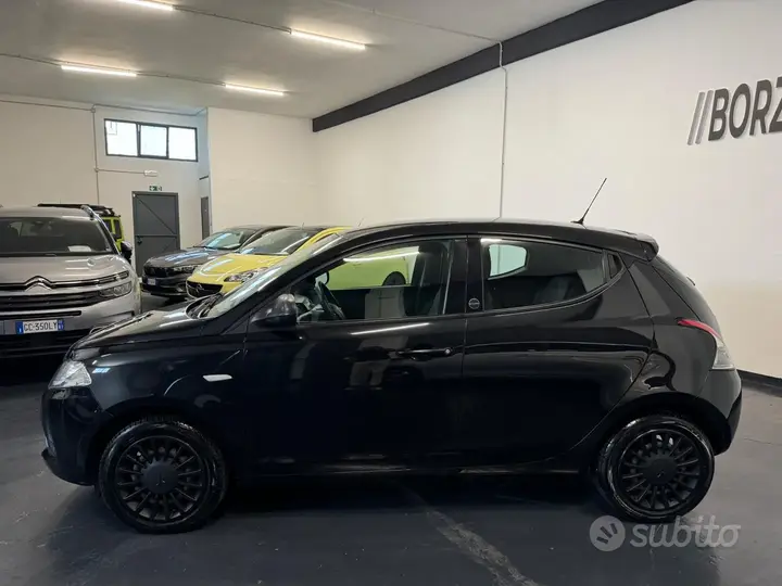 Lancia Ypsilon 2020 photo 2