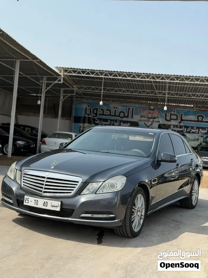 Mercedes-Benz E 300 2011 photo 5