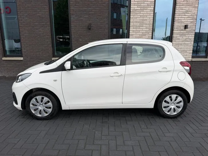 Peugeot 108 2018 photo 2