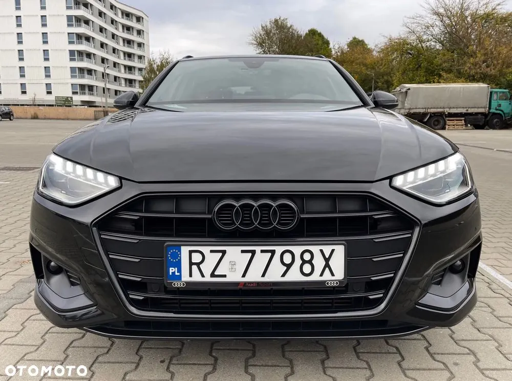 Audi A4 Avant 2019 photo 2