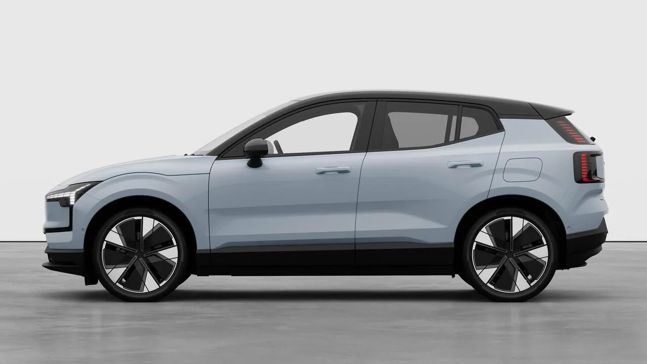 Volvo Ex30 2024 photo 4