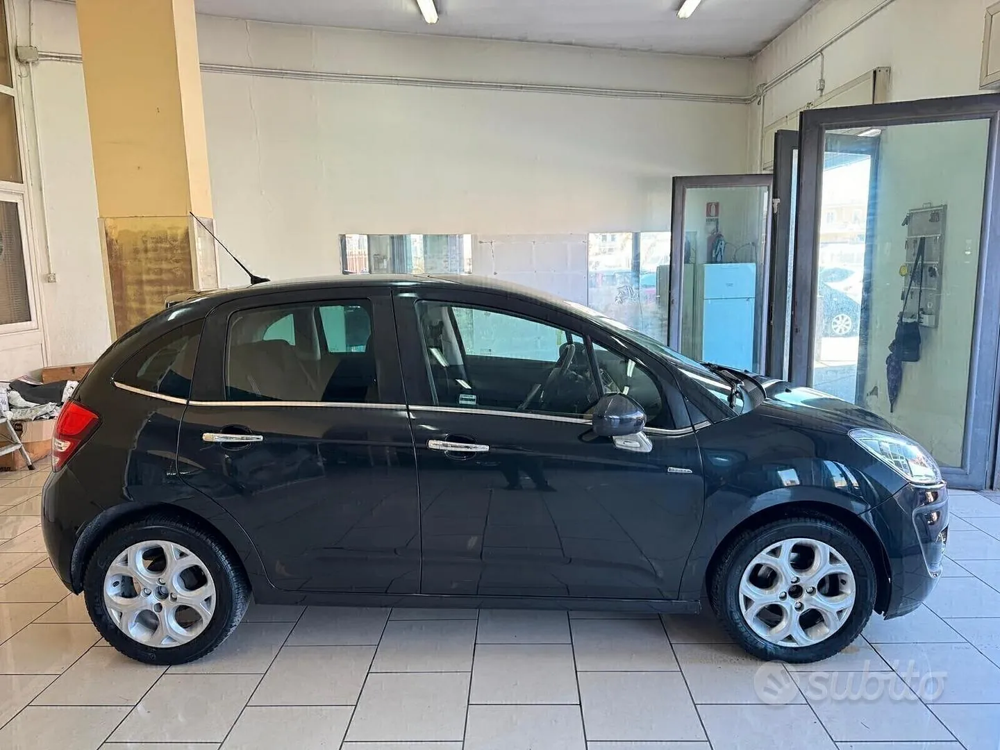 Citroen C3 2011 photo 3