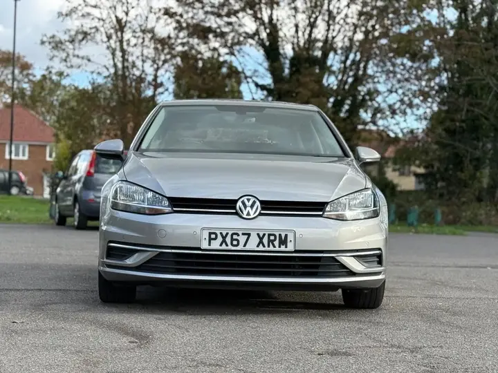 Volkswagen Golf 2017 photo 2