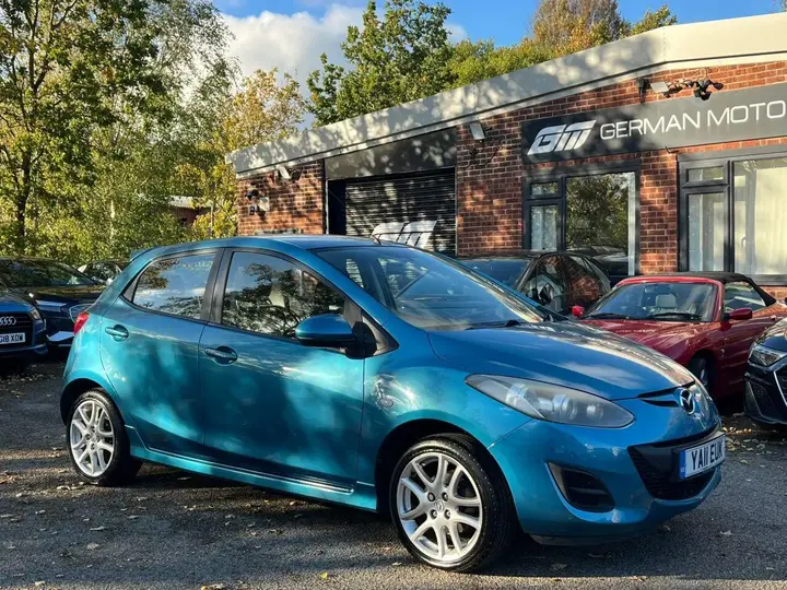 Mazda Mazda2