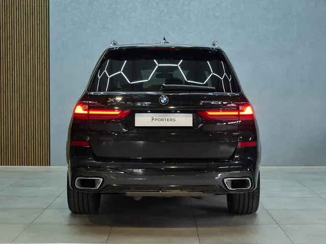 BMW X7 2021 photo 3
