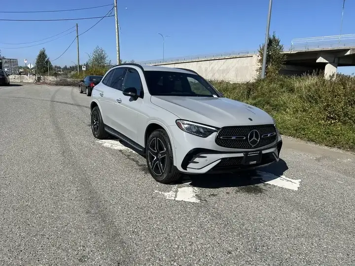 Mercedes-Benz Glc 2026 photo 2