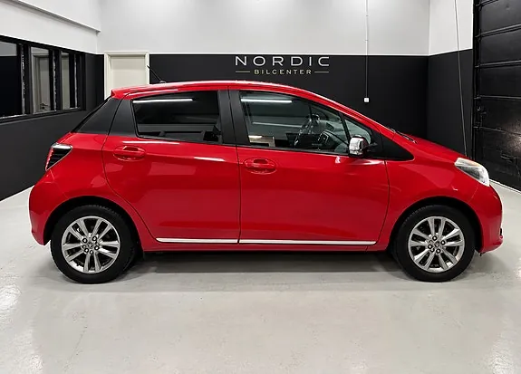 Toyota Yaris 2014 photo 4