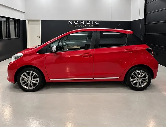 Toyota Yaris 2014 photo 3