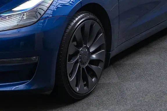 Tesla Model 3 2023 photo 5
