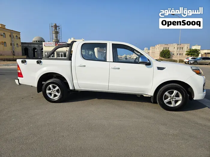 Toyota Hilux 2021 photo 4