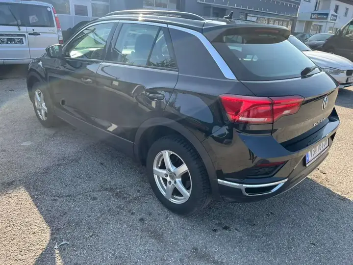 Volkswagen T-Roc 2019 photo 3