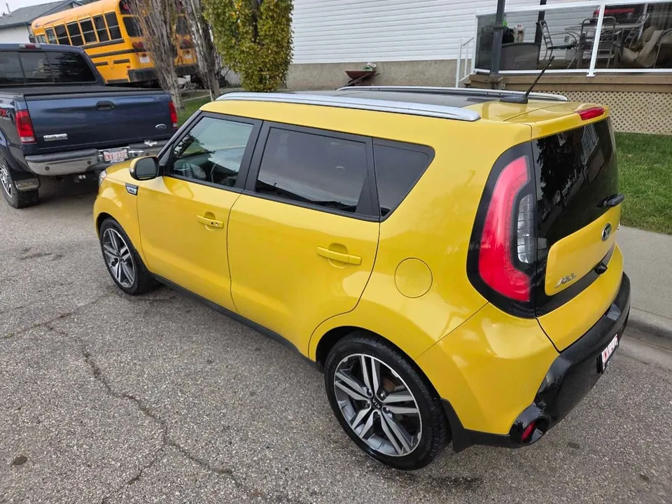 Kia Soul 2015 photo 2