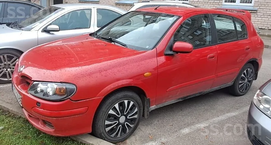 Nissan Almera