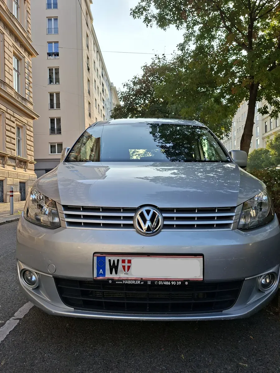 Volkswagen Caddy 2011 photo 3