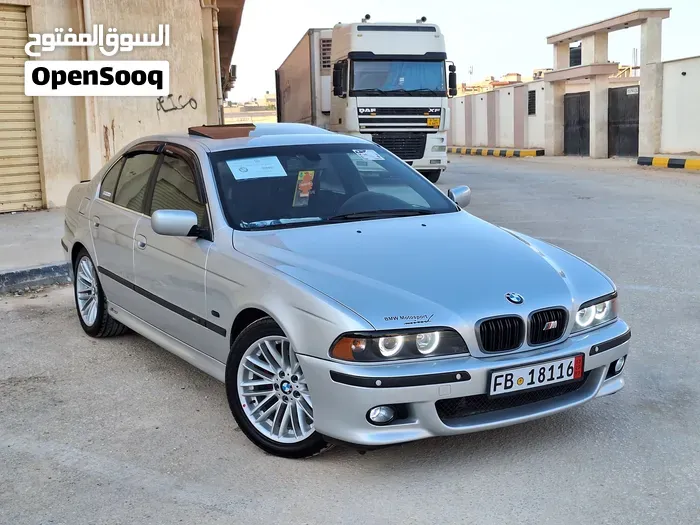 BMW 5 Series 2003 photo 2
