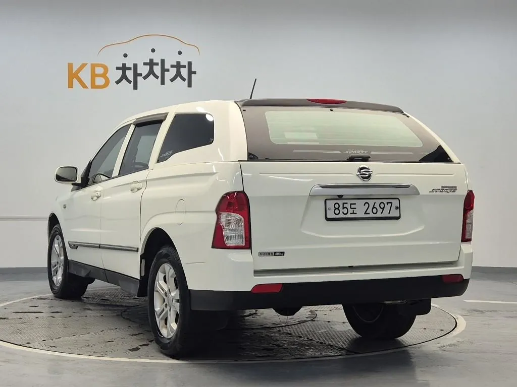 KG Mobility Korando 2014 photo 2