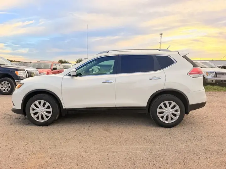 Nissan Rogue 2015 photo 3