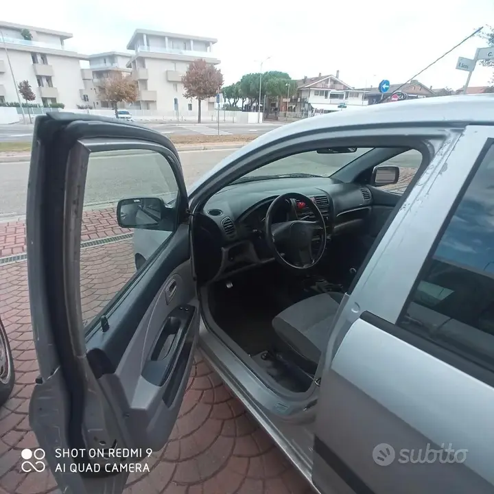 Kia Picanto 2006 photo 4
