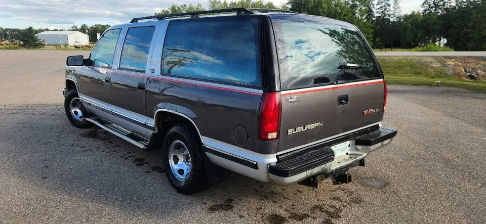 GMC Suburban 1993 photo 5