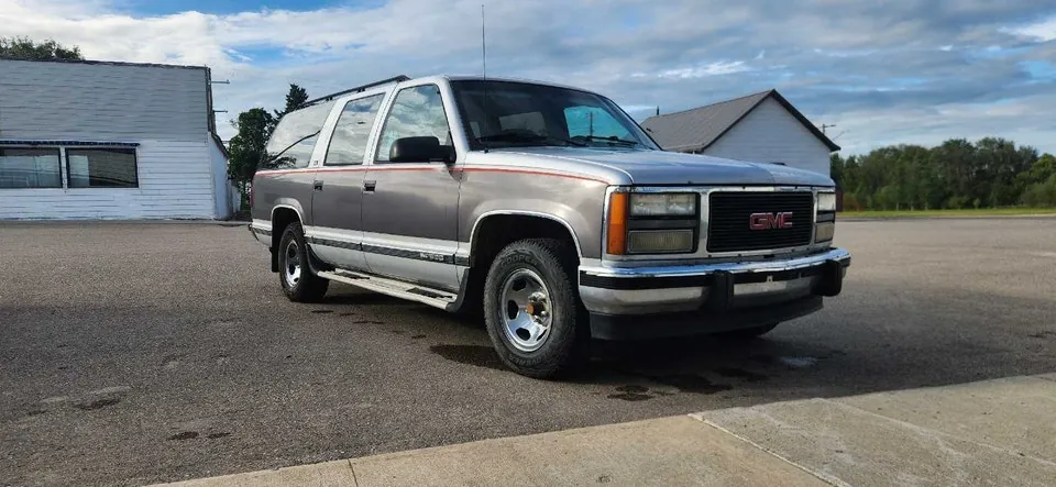 GMC Suburban