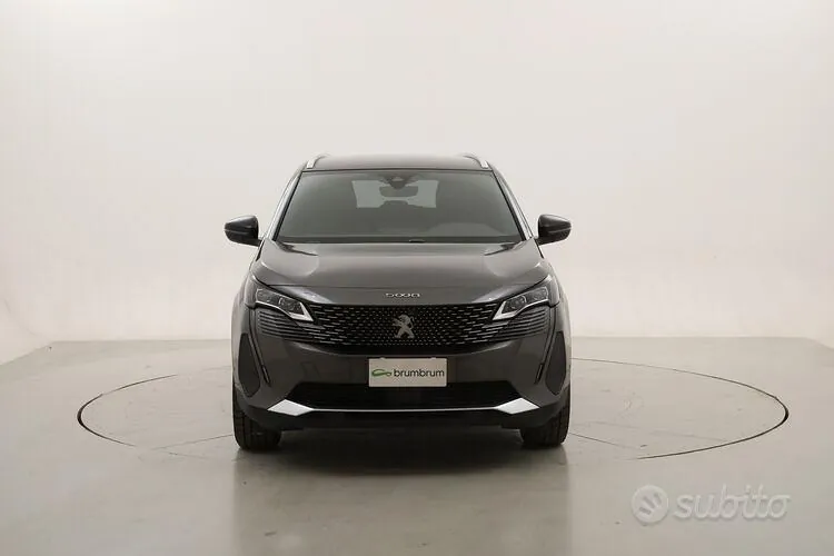 Peugeot 5008 2022 photo 2