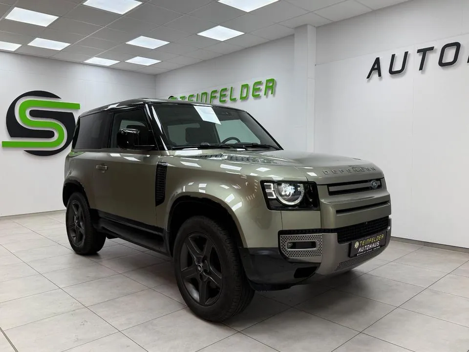 Land Rover Defender 90