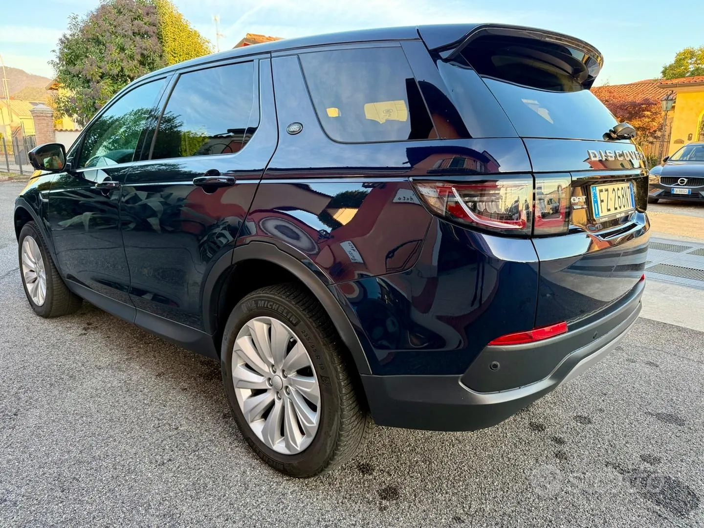 Land Rover Discovery Sport 2019 photo 4