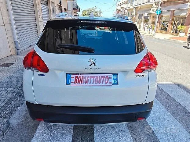 Peugeot 2008 2015 photo 5