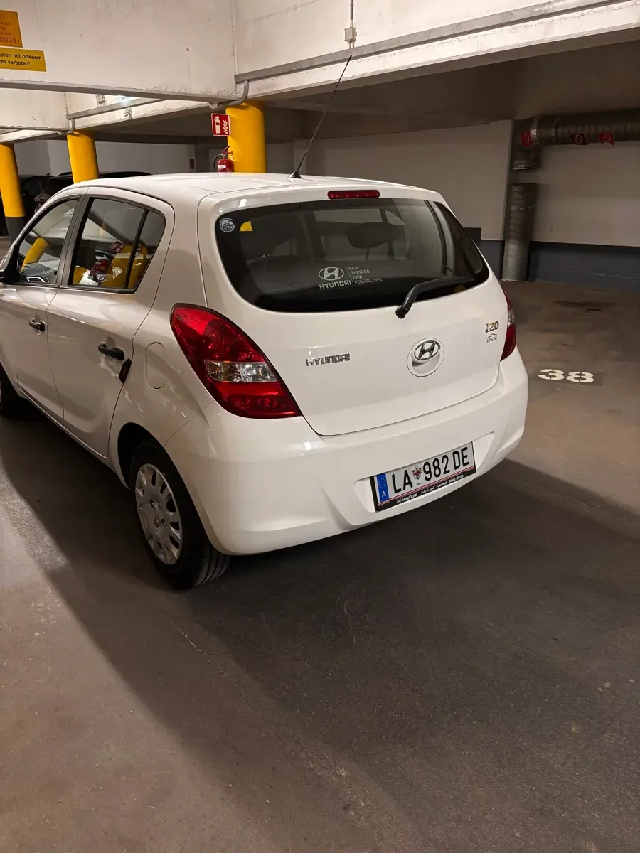 Hyundai I20 2012 photo 3