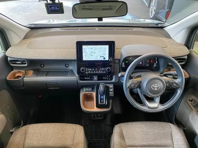 Toyota Sienna Z 2023 photo 2