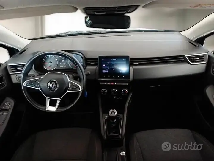 Renault Clio 2022 photo 3