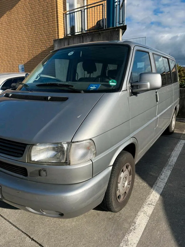 Volkswagen T4 Caravelle