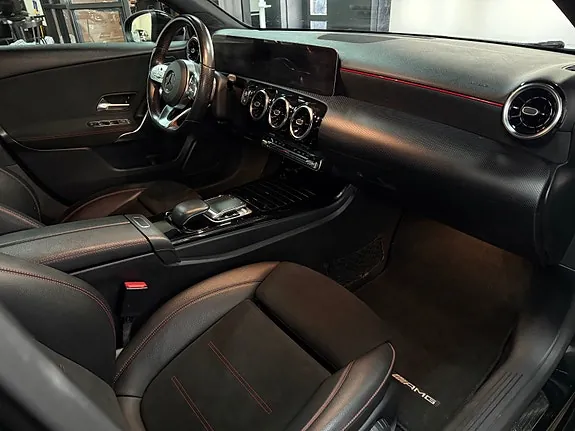 Mercedes-Benz A180 2019 photo 4