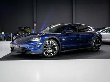 Porsche Taycan Cross Turismo