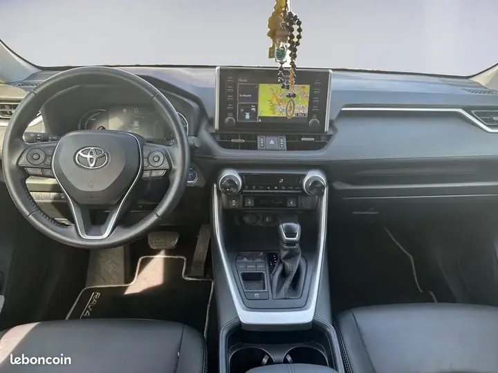 Toyota Rav4 2021 photo 2