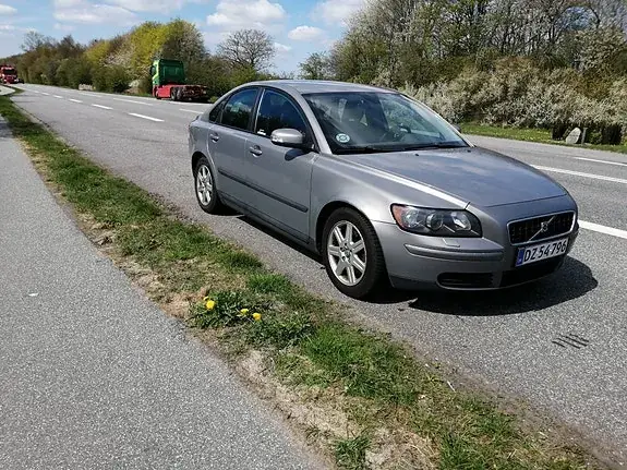 Volvo S40