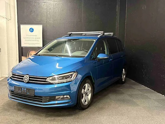 Volkswagen Touran 2017 photo 3