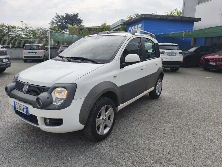 Fiat Panda 2011 photo 2