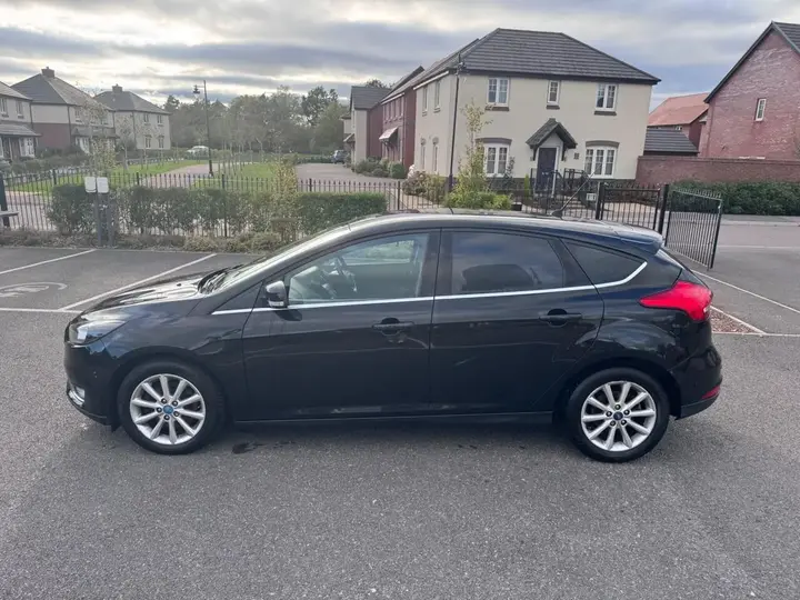 Ford Focus 2015 photo 4