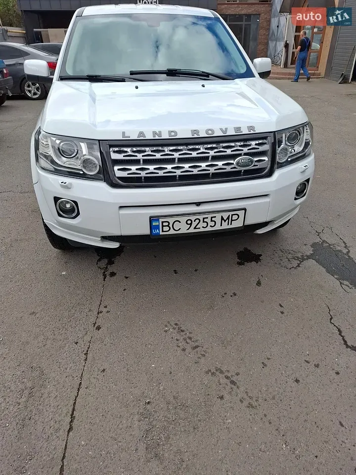 Land Rover Freelander 2013 photo 5
