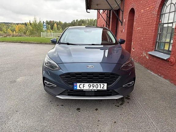 Ford Focus 2019 photo 2