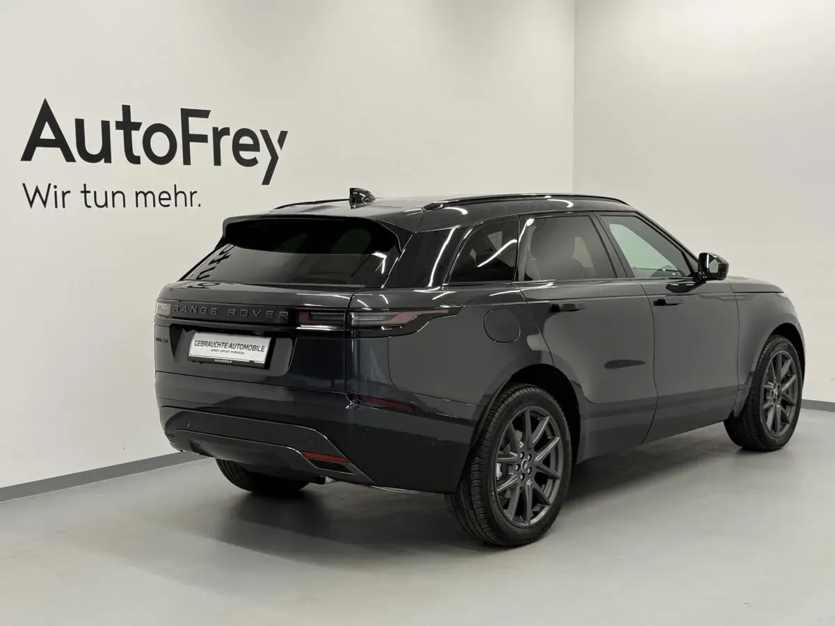 Land Rover Range Rover Velar 2025 photo 2