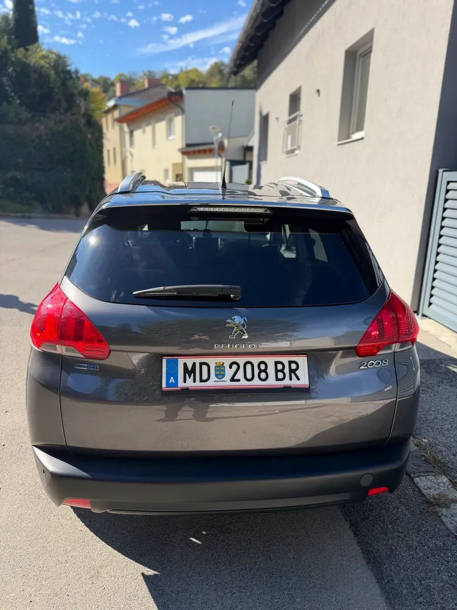 Peugeot 2008 2016 photo 3