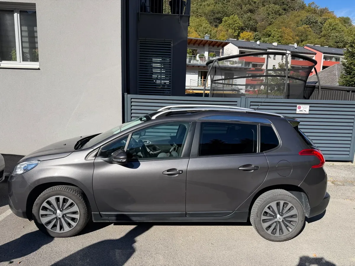 Peugeot 2008 2016 photo 2