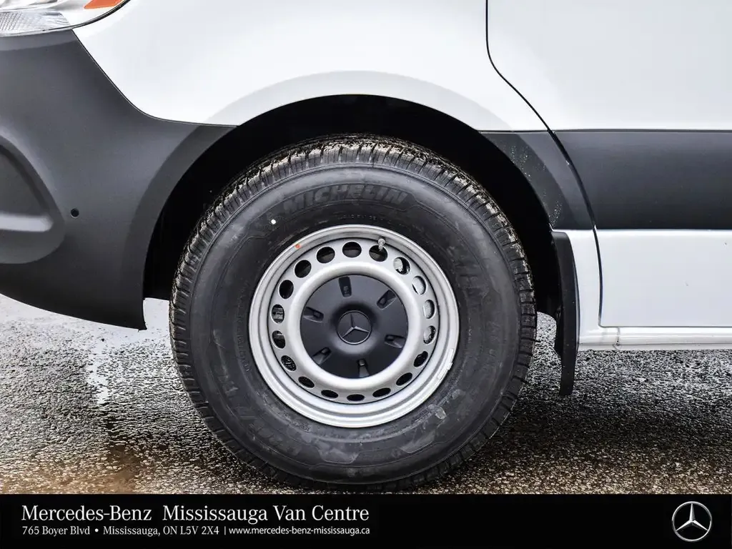 Mercedes-Benz Sprinter 2026 photo 5