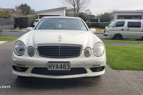 Mercedes-Benz E55